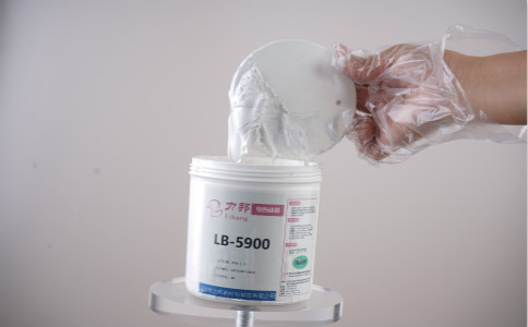 導熱硅脂和導熱硅膠用哪個比較好散熱 導熱硅脂和導熱硅膠用哪個比較好散熱